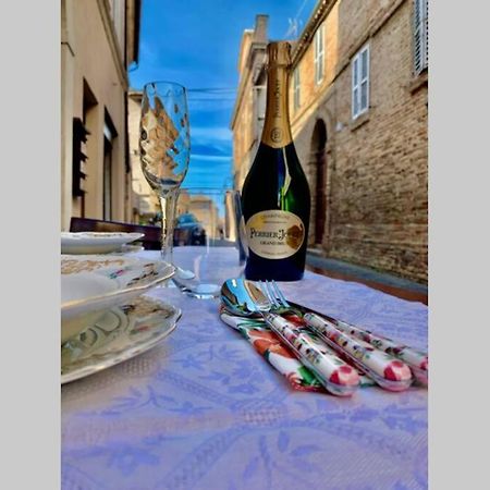 LA GROTTA - CASA CON GROTTA sotterranea Appartamento Monterubbiano Esterno foto
